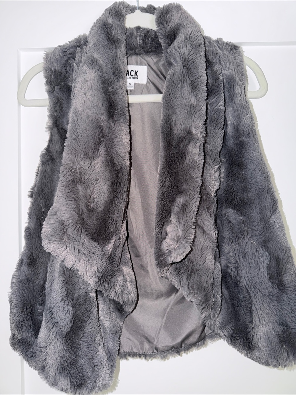 Jack by BB Dakota Soft Gray Faux Fur Drape Vest